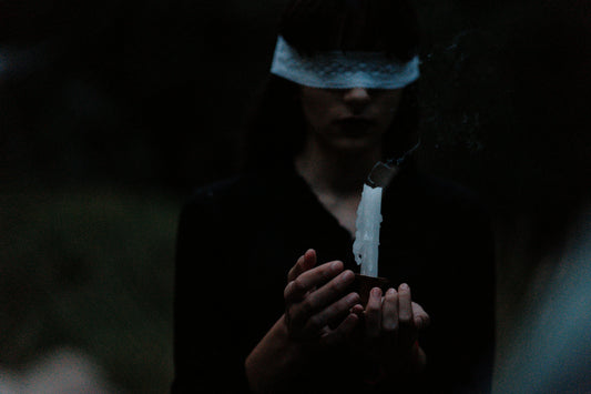✦ SPIRITUALITÄT ERSETZT KEINE THERAPIE ✦